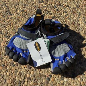 Vibram NEW five finger shoes